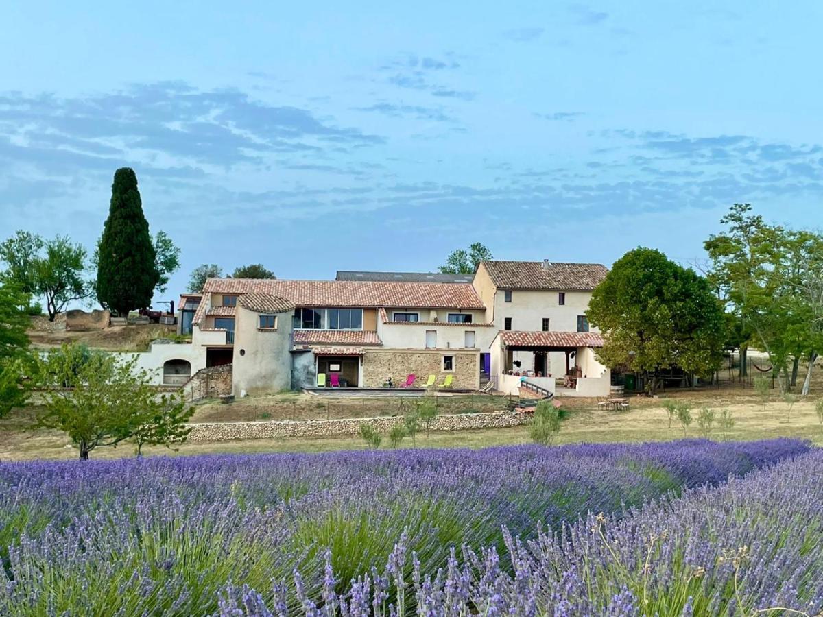 Chambre A La Ferme Au Milieu Des Lavandes Valensole Exterior photo